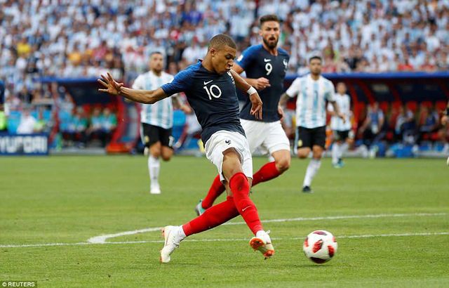 Xem màn trình diễn siêu việt của Mbappe trước ĐT Argentina tại FIFA World Cup™ 2018 - Ảnh 9.