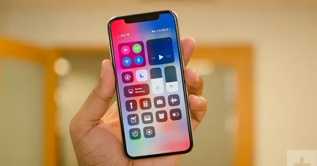 iPhone X Plus, iPhone LCD 6,1 inch sẽ là đòn chí mạng với Samsung? - Ảnh 2.