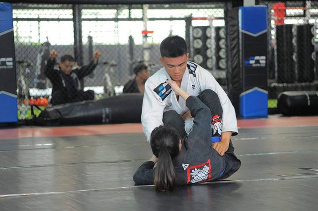 Chàng trai làm bảo vệ nuôi giấc mơ vô địch thế giới bộ môn võ thuật Brazilian Jiu-Jitsu - Ảnh 1.