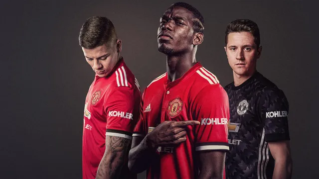 Man Utd xếp thứ 2 trong danh sách những CLB thể thao giá trị nhất thế giới - Ảnh 1.