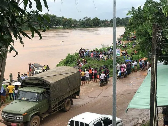 Vỡ đập thủy điện ở Lào - Ảnh 1.