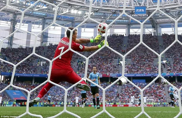 Chấm điểm ĐT Pháp 2-0 ĐT Uruguay: Griezmann đã hay còn may - Ảnh 6.