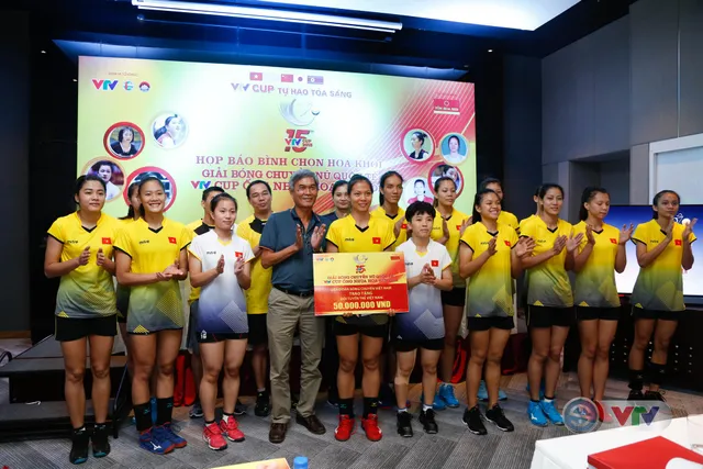 VTV Cup Ống nhựa Hoa Sen 2018: ĐT Việt Nam nhận thưởng 200 triệu đồng trước trận chung kết - Ảnh 7.