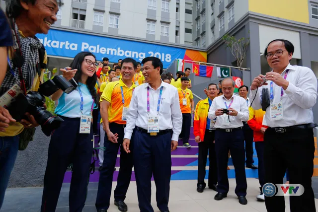 ẢNH: Bộ trưởng Bộ VHTT&DL Nguyễn Ngọc Thiện tới thăm các VĐV dự ASIAD 2018 - Ảnh 12.