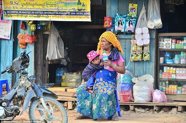 Khám phá nơi mà thước đo vẻ đẹp của phụ nữ bằng hình xăm trên mặt - Ảnh 8.