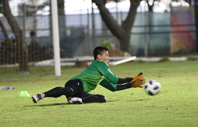 ẢNH: Olympic Việt Nam luyện tập chờ đấu Olympic Syria - Ảnh 9.