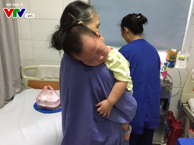 Cảnh báo: Thêm nhiều bệnh nhi biến chứng sởi nguy hiểm - Ảnh 2.