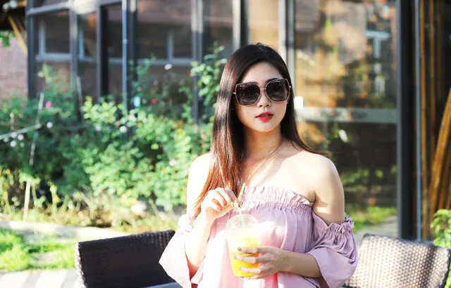Sắm kính mắt thời trang giảm giá đến 30% từ hôm nay - Ảnh 1. Sắm kính mắt thời trang giảm giá đến 30% từ hôm nay - Ảnh 1.