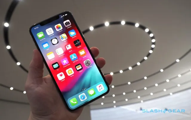 iPhone XS, XS Max bán chạy như tôm tươi, giá bán trung bình cao ngất ngưởng - Ảnh 2.