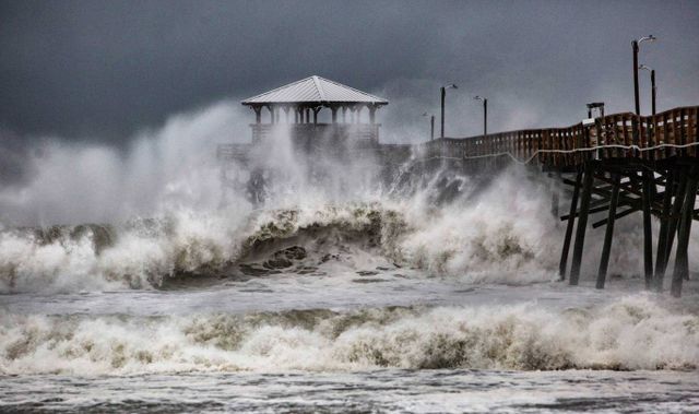 Thêm nạn nhân thiệt mạng do bão Florence tại Mỹ - Ảnh 14.