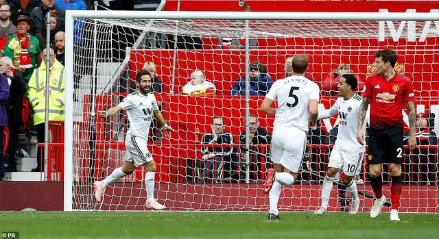 Manchester United 1-1 Wolverhampton: Người hùng và tội đồ Pogba! - Ảnh 3.