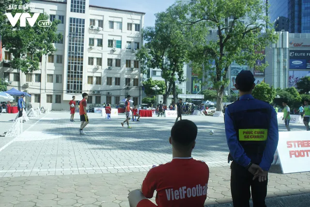 Tràn đầy hứng khởi giải Bóng đá đường phố SCG Street Football 2018 - Ảnh 5.