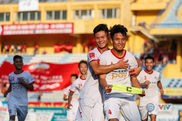 ẢNH: Bùi Tiến Dũng toả sáng, CLB Viettel giành chức vô địch giải Hạng Nhất Quốc Gia 2018 - Ảnh 13.