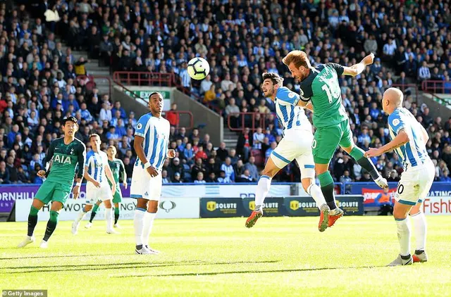 VIDEO Huddersfield 0-2 Tottenham: Kane lập cú đúp - Ảnh 2.