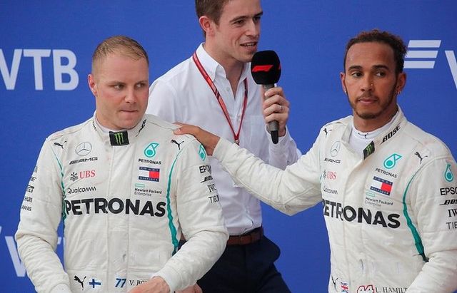 Đua xe F1: Về nhất chặng đua Sochi, Lewis Hamilton tiến sát ngôi vô địch thế giới - Ảnh 3.