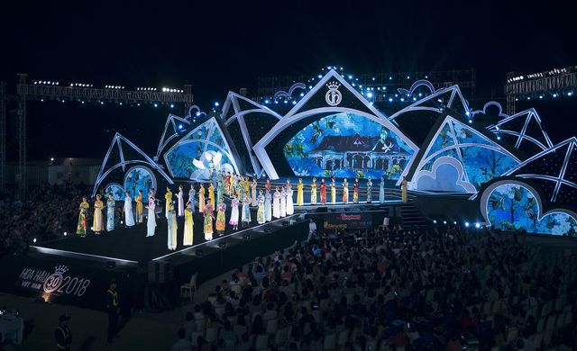 ĐD Hoàng Nhật Nam - Người phù phép từ sân khấu biểu diễn đến sàn runway HHVN2018 - Ảnh 1.