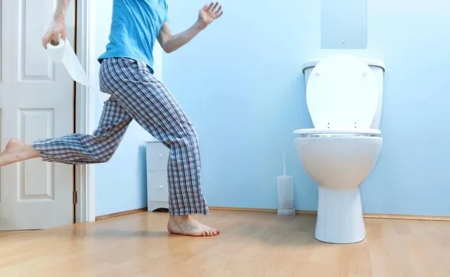 Những dấu hiệu cảnh báo bệnh dạ dày nghiêm trọng - Ảnh 2.