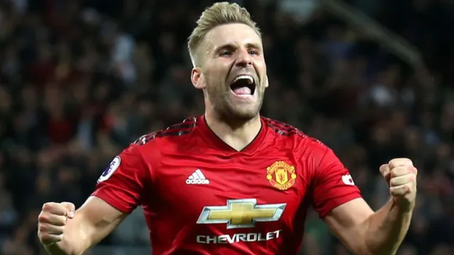 Nhận giải Cầu thủ của tháng, Luke Shaw nhớ lại thời khắc kinh hoàng - Ảnh 1.