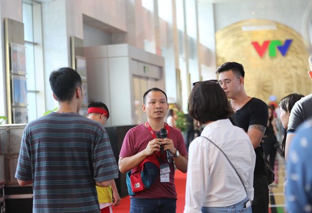 VTV Awards 2018: Hé lộ hình ảnh thảm đỏ và sân khấu trước giờ G - Ảnh 9.