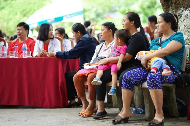 Khám sàng lọc bệnh tim bẩm sinh miễn phí tại Cao Bằng - Ảnh 3. Khám sàng lọc bệnh tim bẩm sinh miễn phí tại Cao Bằng - Ảnh 3.