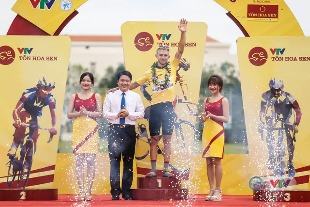 ẢNH: Những khoảnh khắc ấn tượng chặng 8 Giải xe đạp quốc tế VTV Cup Tôn Hoa Sen 2018 - Ảnh 13. ẢNH: Những khoảnh khắc ấn tượng chặng 8 Giải xe đạp quốc tế VTV Cup Tôn Hoa Sen 2018 - Ảnh 13.