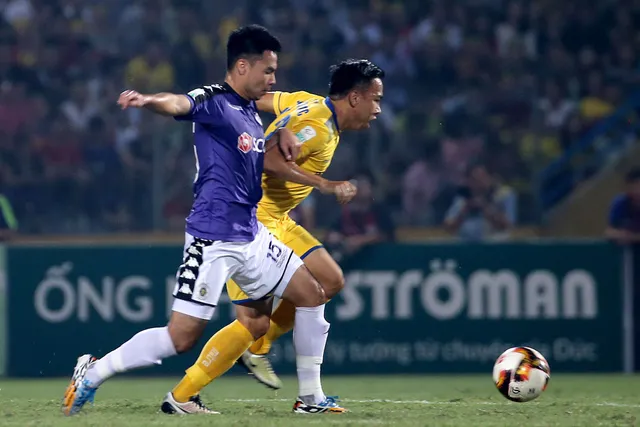 ẢNH: Samson lập cú đúp, CLB Hà Nội vô địch V.League sớm 5 vòng - Ảnh 2.