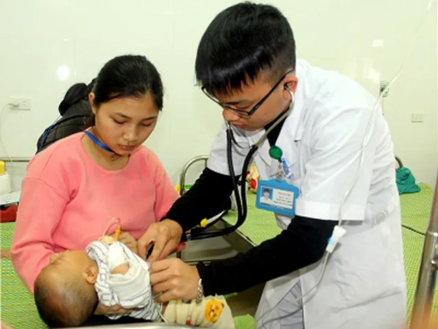 Nghệ An: Người dân mắc bệnh đường hô hấp tăng đột biến - Ảnh 2. Nghệ An: Người dân mắc bệnh đường hô hấp tăng đột biến - Ảnh 2.