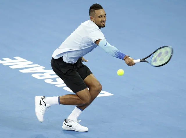 Giải quần vợt Brisbane International: Raonic thua sốc, Kyrgios thắng nghẹt thở - Ảnh 2.