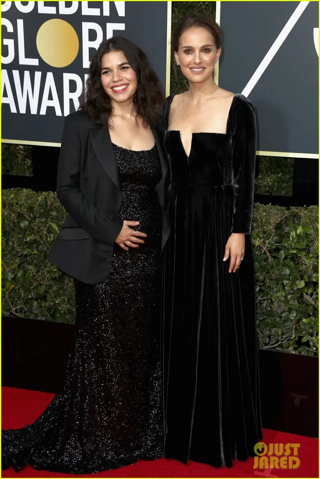 natalie-portman-and-pregnant-america-ferrera-stun-at-the-golden-globes-2018-02 natalie-portman-and-pregnant-america-ferrera-stun-at-the-golden-globes-2018-02