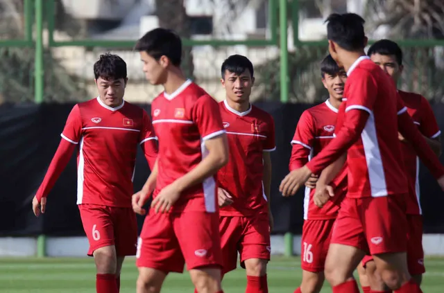 Asian Cup 2019: ĐT Việt Nam thoải mái tập luyện chuẩn bị gặp ĐT Iran - Ảnh 10.