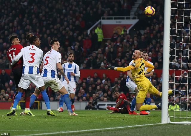 VIDEO Man Utd 2-1 Brighton: Quỷ đỏ tiếp tục thăng hoa - Ảnh 3.