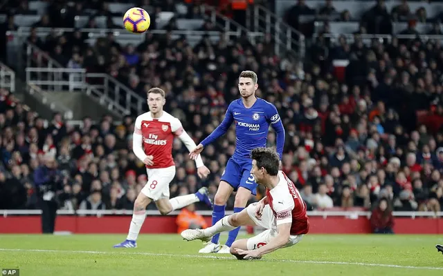 VIDEO Arsenal 2-0 Chelsea: Pháo thủ thổi bay The Blues - Ảnh 3.