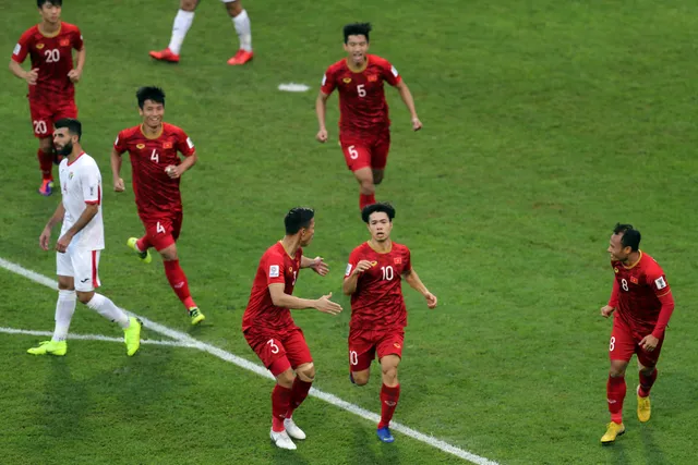 ẢNH: Những khoảnh khắc không quên của ĐT Việt Nam vượt qua ĐT Jordan ở vòng 1/8 Asian Cup 2019 - Ảnh 13.