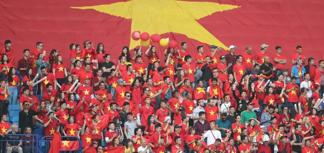 Asian Cup 2019: Màn trình diễn trên cả tuyệt vời samurai áo đỏ trước ĐT Nhật Bản - Ảnh 1.