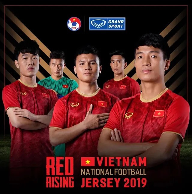 Ngắm áo đấu mới của ĐT Việt Nam tại Asian Cup 2019 - Ảnh 2.