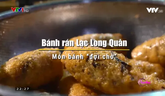 Thưởng thức bánh rán xếp số Lạc Long Quân ngon trứ danh Hà Nội - Ảnh 1.