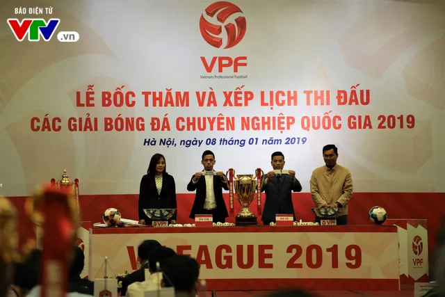 Điểm mới tại V.League 2019: Mỗi CLB được sử dụng 3 cầu thủ ngoại binh trên sân - Ảnh 3.