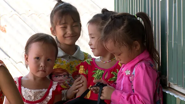Quỹ Tấm lòng Việt tiếp bước đến trường cho học trò nghèo vượt khó tỉnh Bắc Kạn - Ảnh 8.