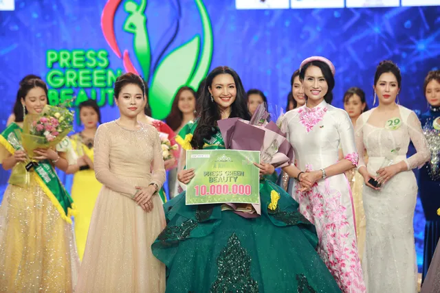 Top 15 Hoa hậu Việt Nam 2018 Phạm Ngọc Hà My đăng quang Hoa khôi Press Green Beauty 2019 - Ảnh 8.