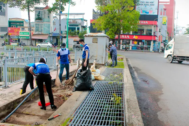 Phát động chương trình Giữ môi trường xanh vì hành tinh chúng ta - Ảnh 1.