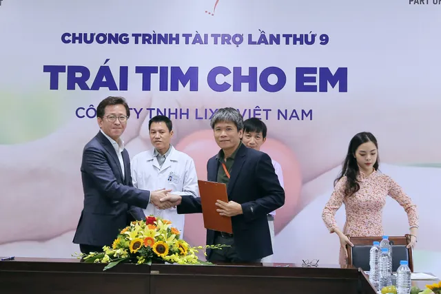 Quỹ Tấm lòng Việt và LIXIL Việt Nam chung tay hỗ trợ phẫu thuật tim bẩm sinh cho các bệnh nhi có hoàn cảnh khó khăn - Ảnh 11.