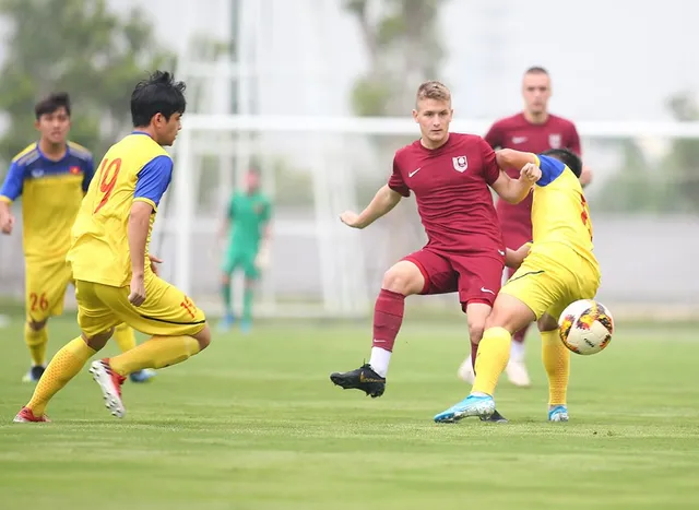 U19 Việt Nam giành chiến thắng trước U19 Sarajevo - Ảnh 10.