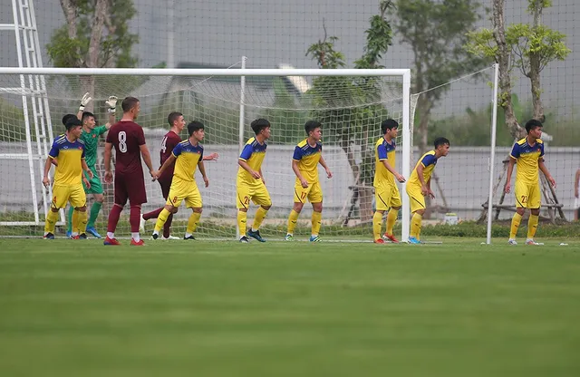 U19 Việt Nam giành chiến thắng trước U19 Sarajevo - Ảnh 4.