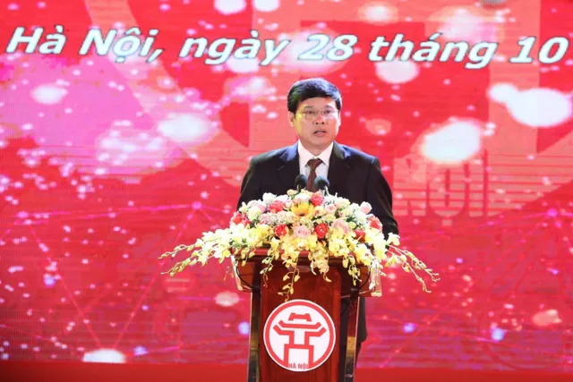 Hà Nội tuyên dương 86 thủ khoa xuất sắc Thủ đô năm 2019 - Ảnh 1.