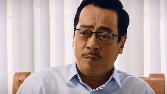 Sinh tử - Tập 6: Chủ tịch tỉnh Trần Nghĩa (NSND Hoàng Dũng) nhắc khéo Vũ (Việt Anh) nhớ dọn dẹp sạch sẽ - Ảnh 1. Sinh tử - Tập 6: Chủ tịch tỉnh Trần Nghĩa (NSND Hoàng Dũng) nhắc khéo Vũ (Việt Anh) nhớ dọn dẹp sạch sẽ - Ảnh 1.