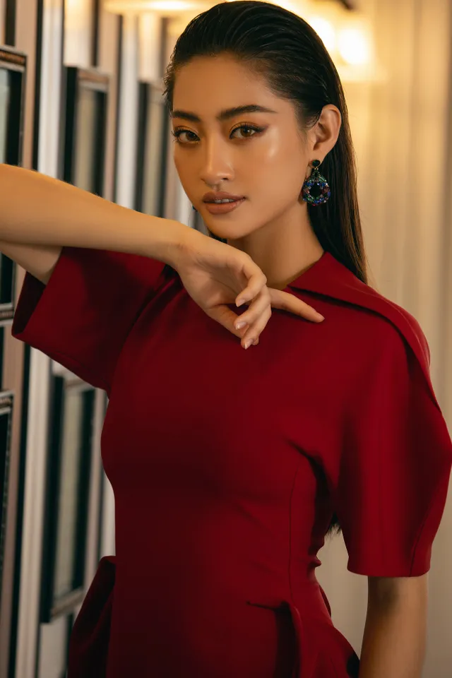Hoa hậu Lương Thùy Linh “mách nhỏ” phong cách đồ thu đông 2019 - Ảnh 10. Hoa hậu Lương Thùy Linh “mách nhỏ” phong cách đồ thu đông 2019 - Ảnh 10.