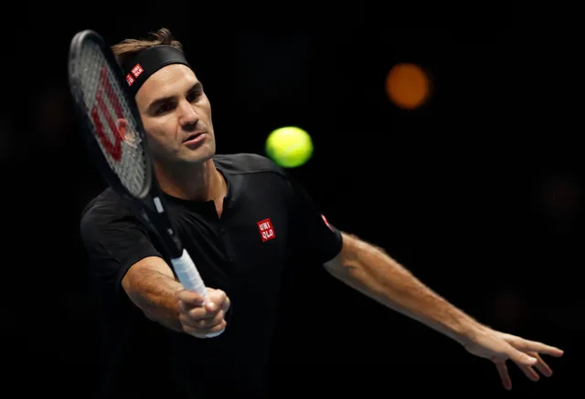 ATP Finals 2019: Roger Federer thất bại trước Dominic Thiem - Ảnh 1.