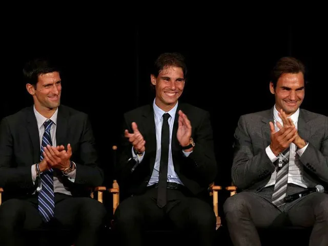 Novak Djokovic lý giải vì sao không thể là bạn với Federer và Nadal khi còn đang thi đấu - Ảnh 1. Novak Djokovic lý giải vì sao không thể là bạn với Federer và Nadal khi còn đang thi đấu - Ảnh 1.