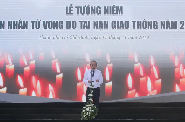 Tưởng niệm nạn nhân tử vong do tai nạn giao thông tại Việt Nam năm 2019 - Ảnh 1.