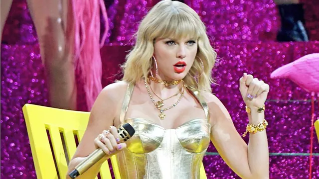 Taylor Swift suy sụp sau lùm xùm về bản quyền bài hát - Ảnh 1.